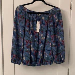 Alice+Olivia 100% silk Peasant Top in Garden Party